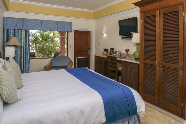 Hotel The Buccaneer (Altona)
